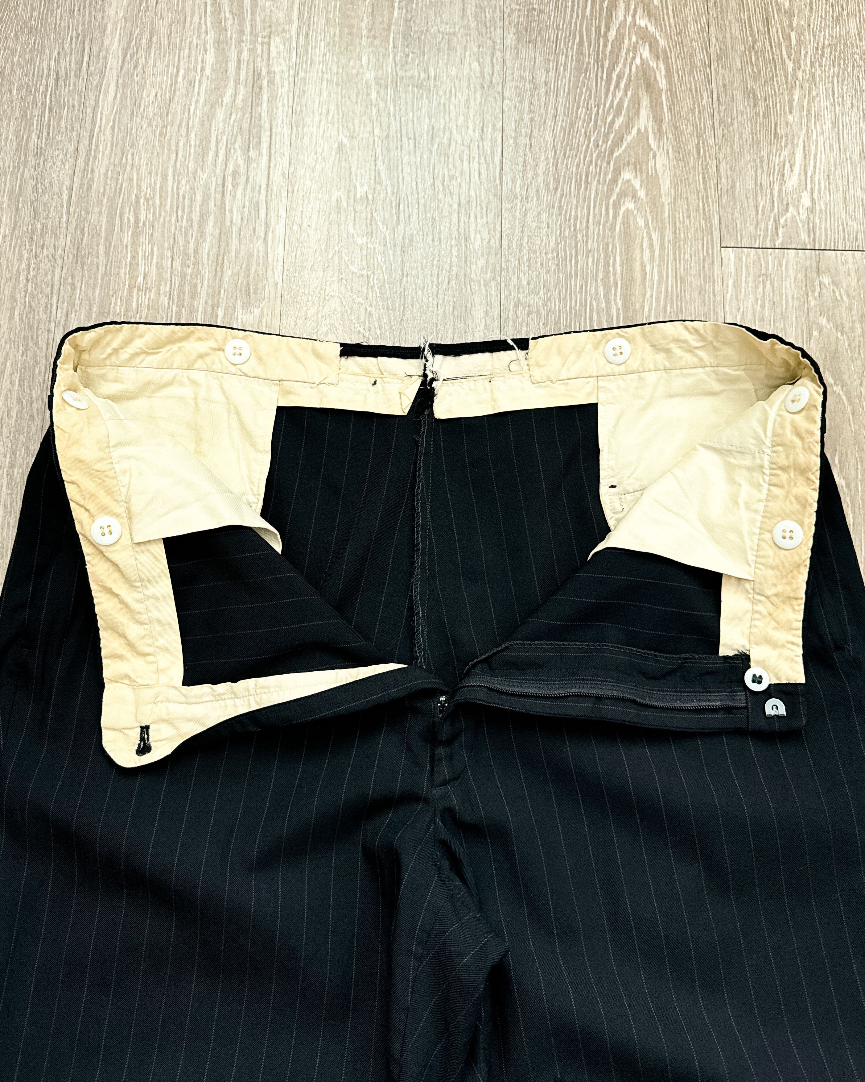 Vintage Vintage 1950s Pin Striped High Rise Trousers Dress Pants 36 Size US 36 / EU 52 - 2 Thumbnail