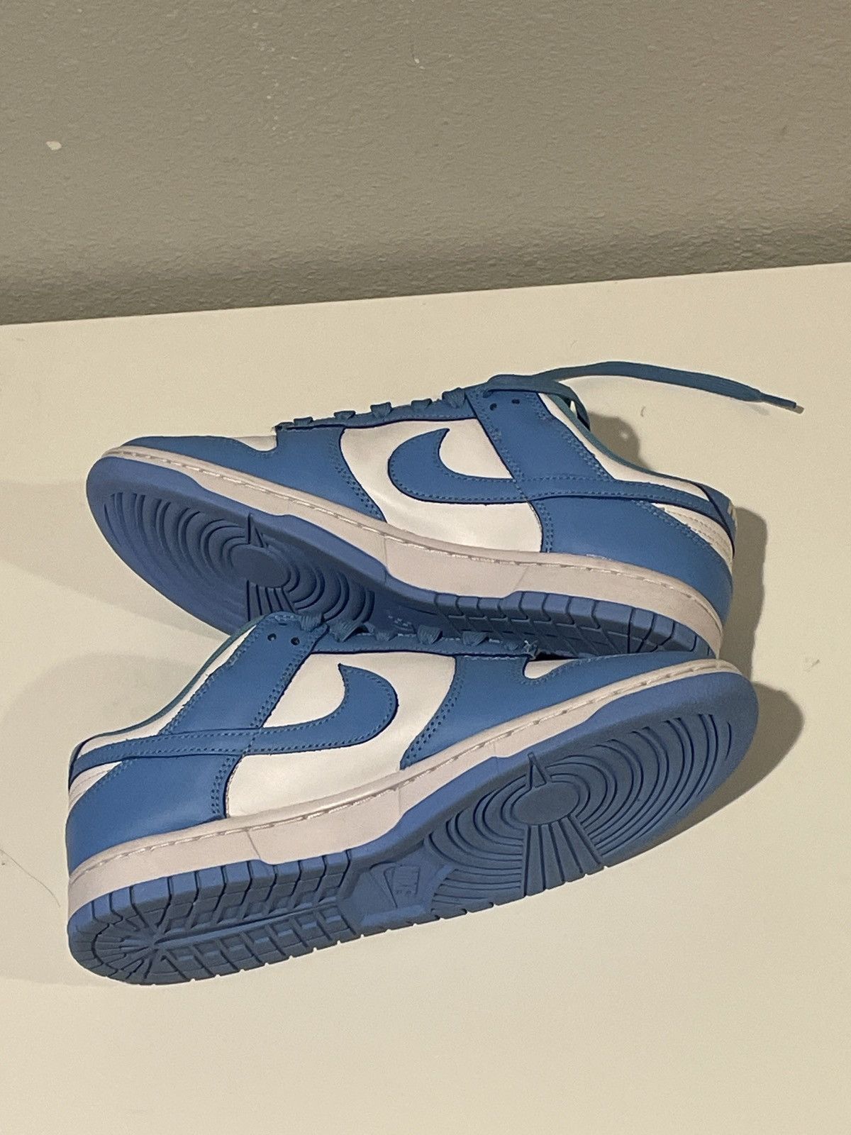 Jordan Brand × Nike Nike Dunk Low Retro (university blues) Size US 9.5 / EU 42-43 - 2 Thumbnail