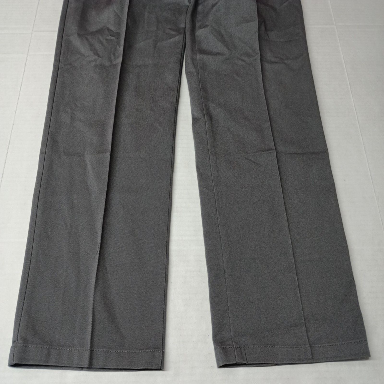Dockers Dockers Easy Khakis Pants Men's 30x34 Gray Classic Fit Size US 30 / EU 46 - 3 Thumbnail