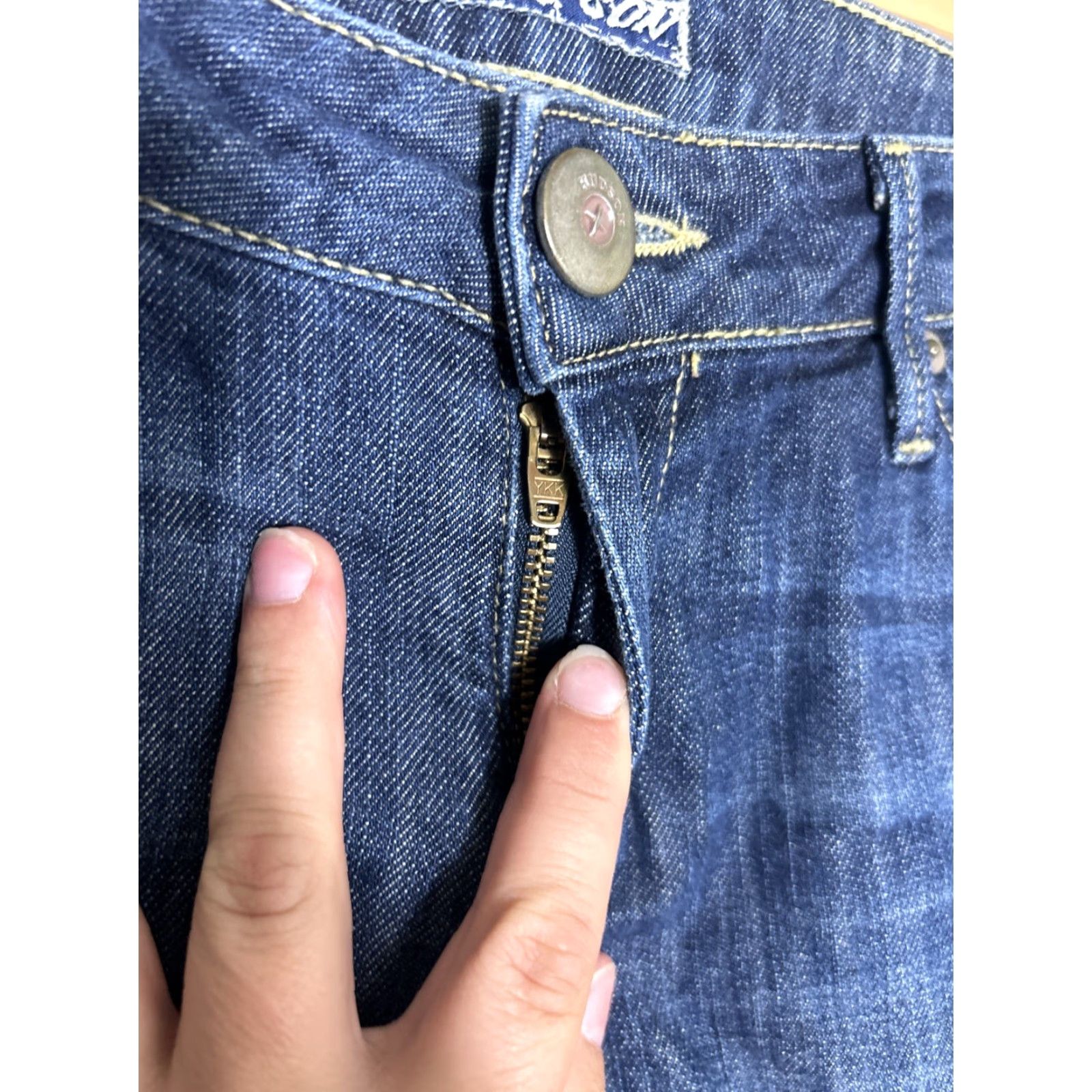 Hudson HUDSON Dark Wash Cropped Jeans Womens 30x21 Size 30 Regular Blue Cropped Jeans Womens Fashion 90s? Size 30" / US 8 / IT 44 - 6 Thumbnail