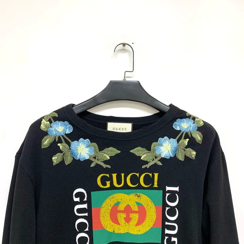 Gucci Gucci Rivet heavy industry floral embroidery round-neck swe Size US M / EU 48-50 / 2 - 6 Thumbnail