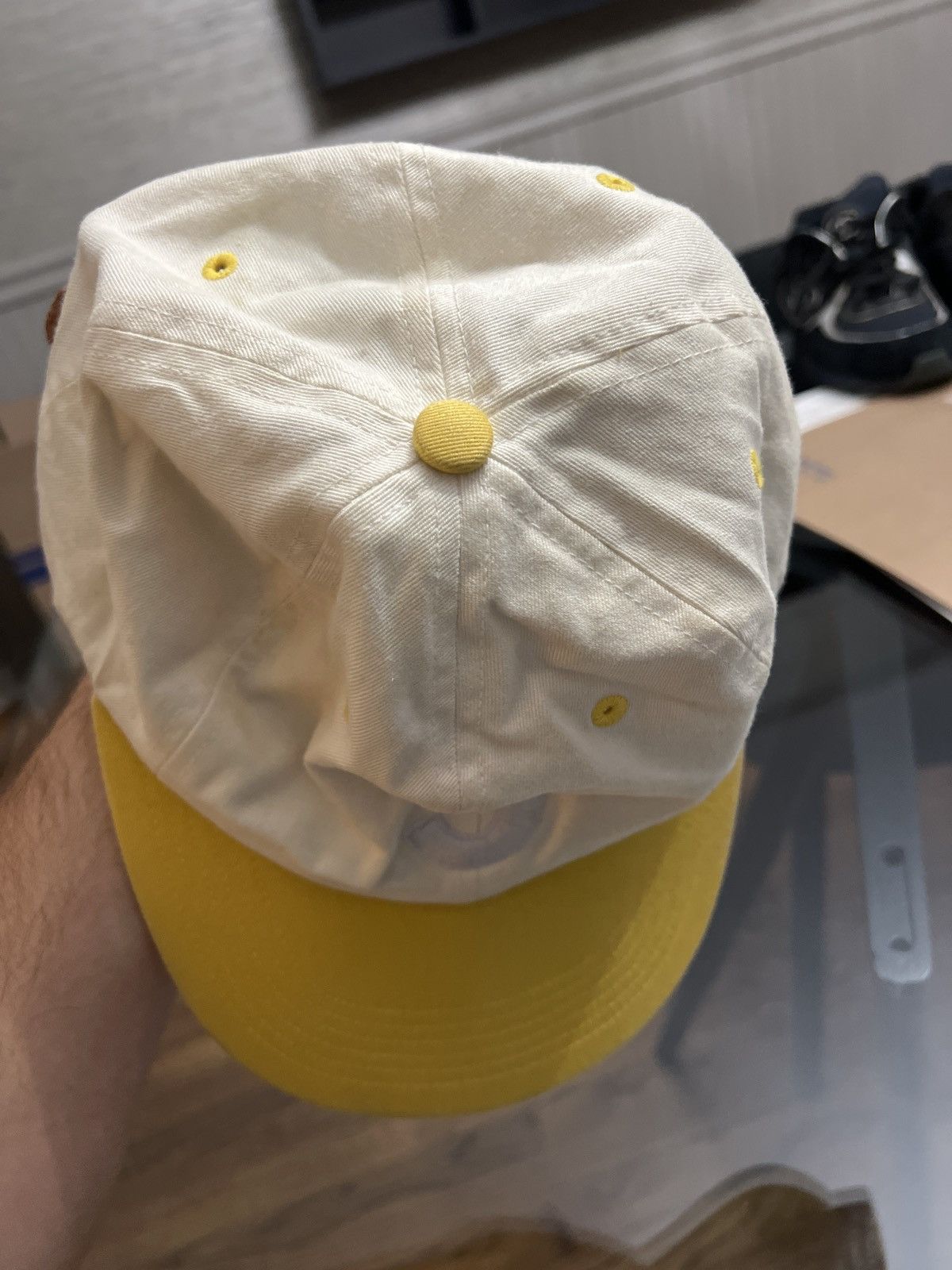 Supreme Supreme S Logo Hat -6 Panel - Two Tone Yellow And white Size ONE SIZE - 2 Thumbnail