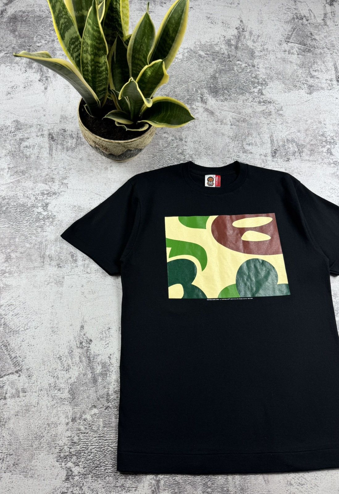 Bape Baby Milo by bathing ape 1993/2006 Hip Hop Camo T Shirt Tee Size US M / EU 48-50 / 2 - 2 Thumbnail