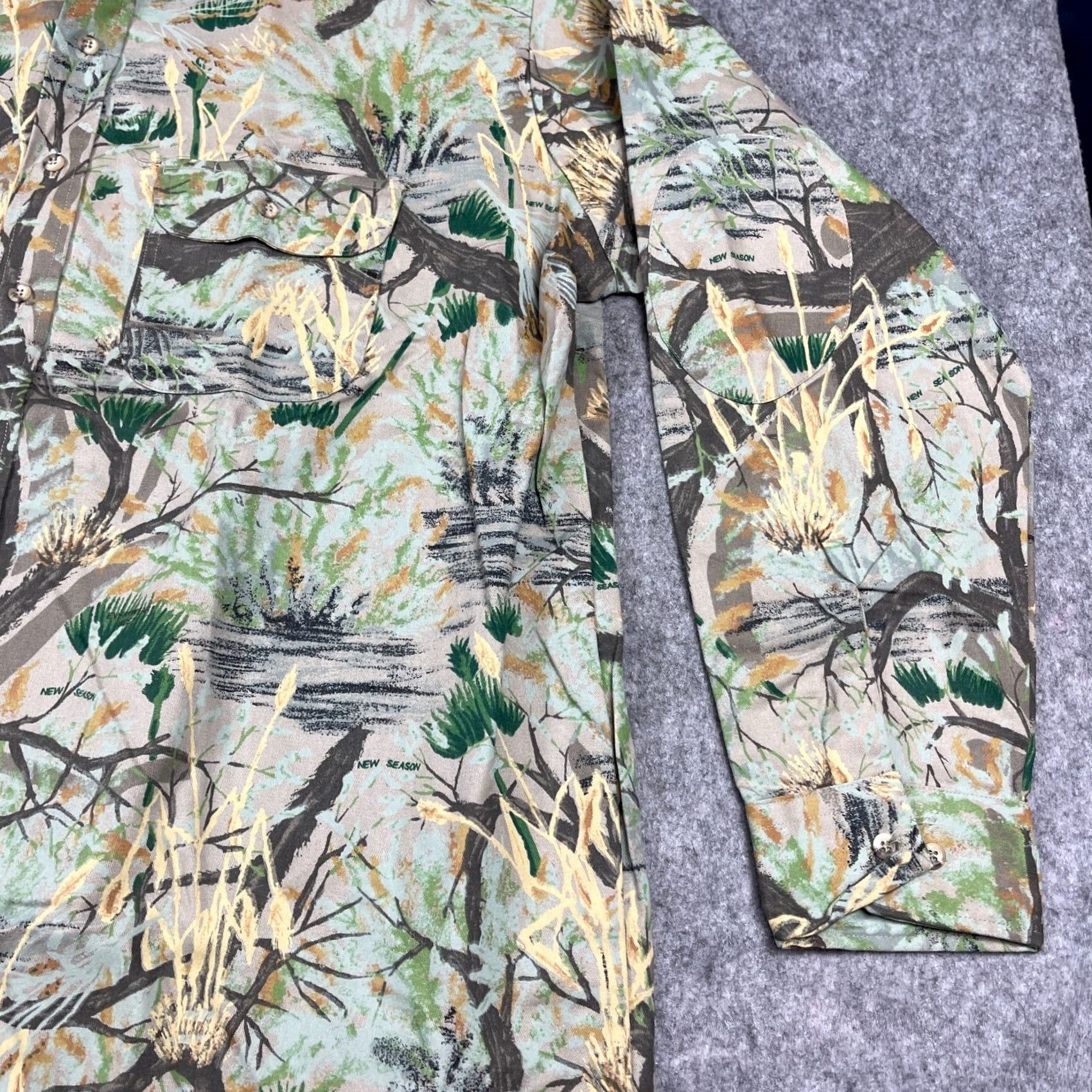 Vintage NWOT Everywear West Camo Hunting 2XL Button-Up Mens Shirt Size US XXL / EU 58 / 5 - 5 Thumbnail