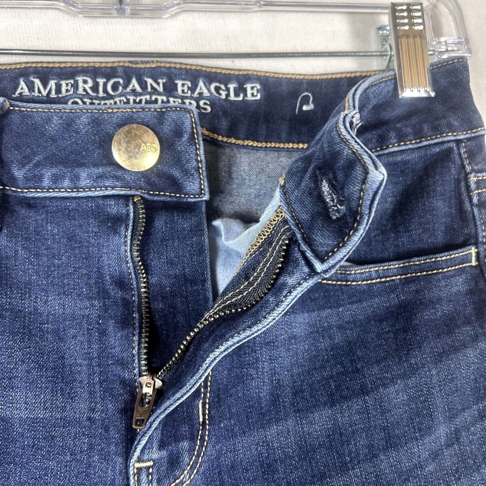 American Eagle Outfitters American Eagle Outfitters Super Stretch X4 Hi-Rise Jegging Size 2 Lon AEO 2L Size 42" / US 20 - 2 Thumbnail