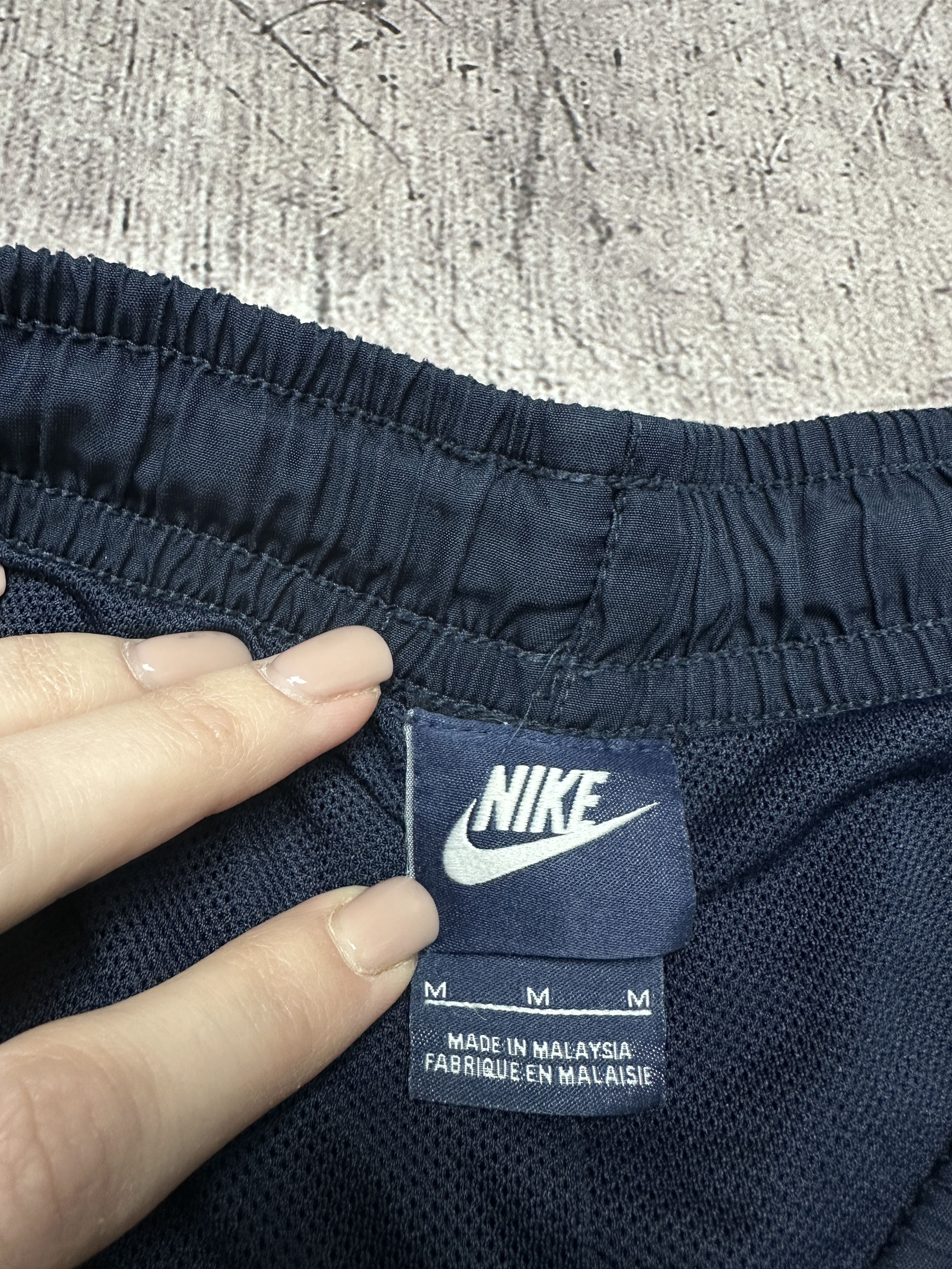 Nike × Vintage Nike Vintage Mens Nylon Track Pants Size US 32 / EU 48 - 6 Thumbnail