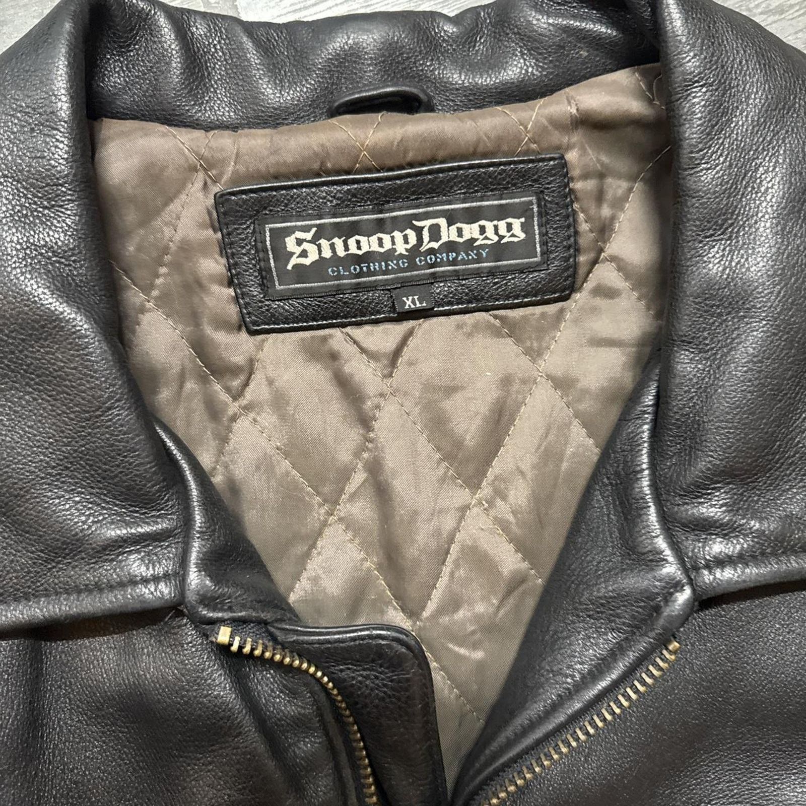 Vintage Vintage Snoop Dogg Clothing Company Rap Leather Jacket Size US XL / EU 56 / 4 - 5 Thumbnail