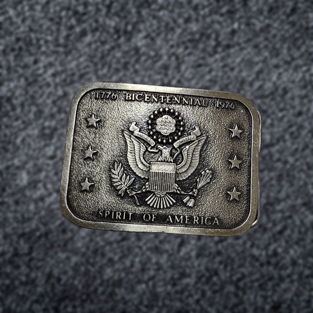 Vintage Vintage 1776 Bicentennial Spirit of America Belt Buckle Patriotic Eagle Men Gray Metal Buckle - 1976 Spirit of America Vintage Belt Buckle Mens Size ONE SIZE - 1 Thumbnail