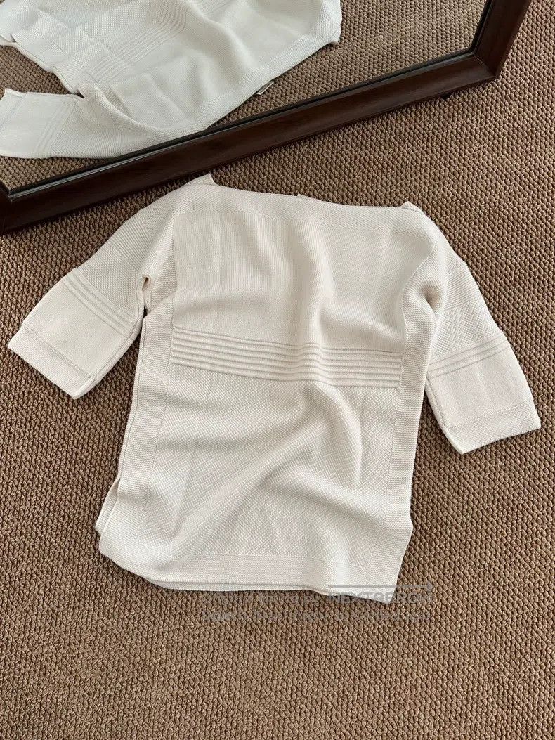Hermes Hermes Wool Mulberry Silk Short-Sleeve Knit Top, Beige Size XS / US 0-2 / IT 36-38 - 4 Thumbnail