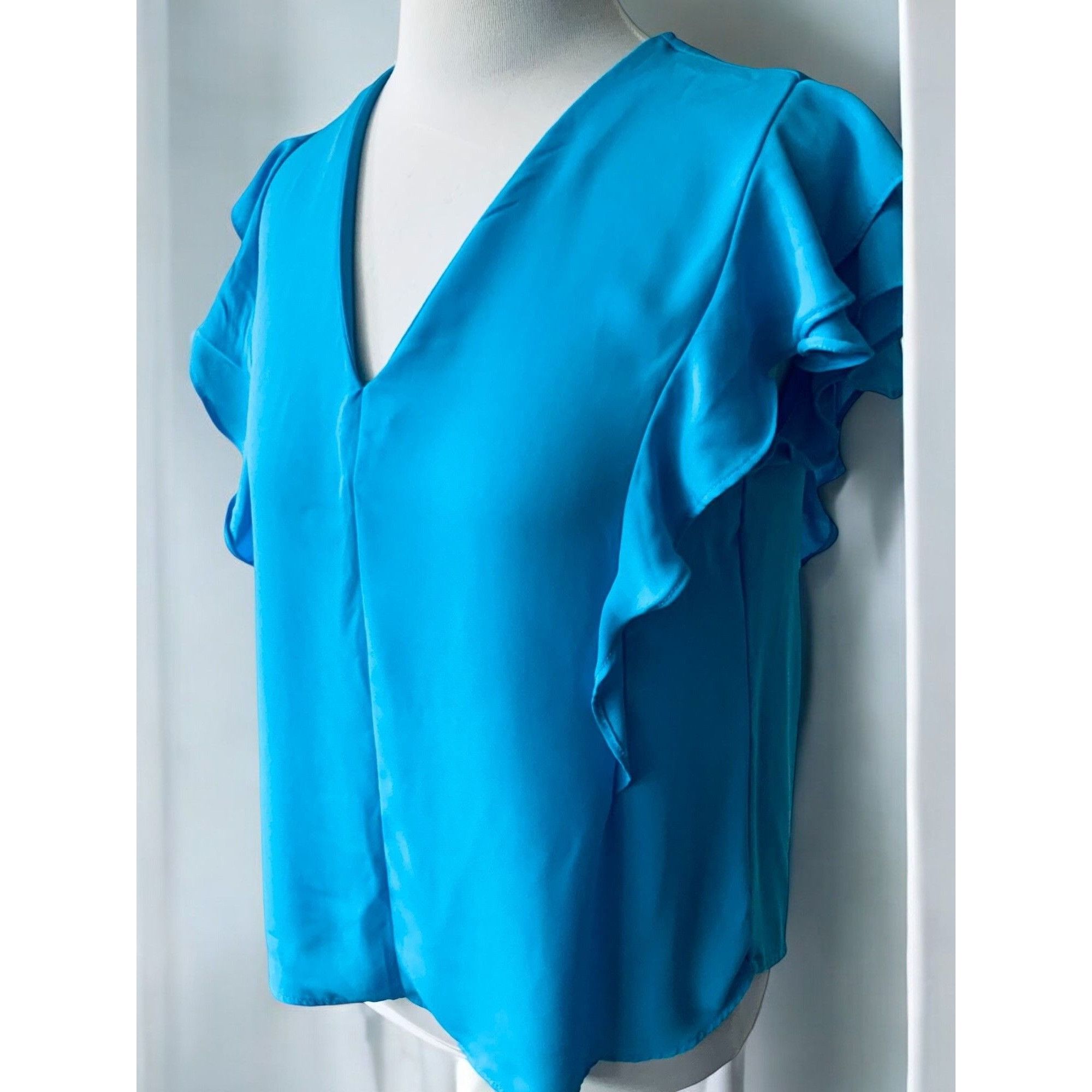 Ann Taylor Ann Taylor Womens Turquoise Cap Ruffle Sleeve VNeck Top XS Size XS / US 0-2 / IT 36-38 - 7 Thumbnail