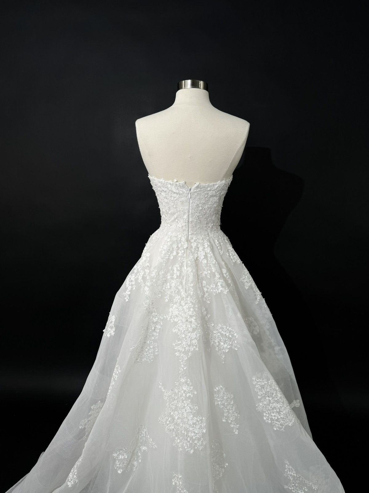Other Preloved US 2 Anna Augusta Embroidery appliqués Bridal Gown Size XS / US 0-2 / IT 36-38 - 6 Thumbnail