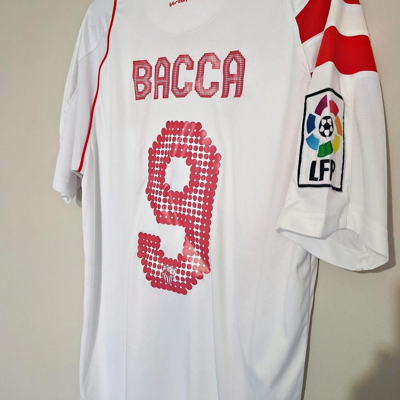 Warrior Vintage Carlos Bacca Sevilla FC 2013 Home Jersey #9 La Liga Size US M / EU 48-50 / 2 - 4 Thumbnail