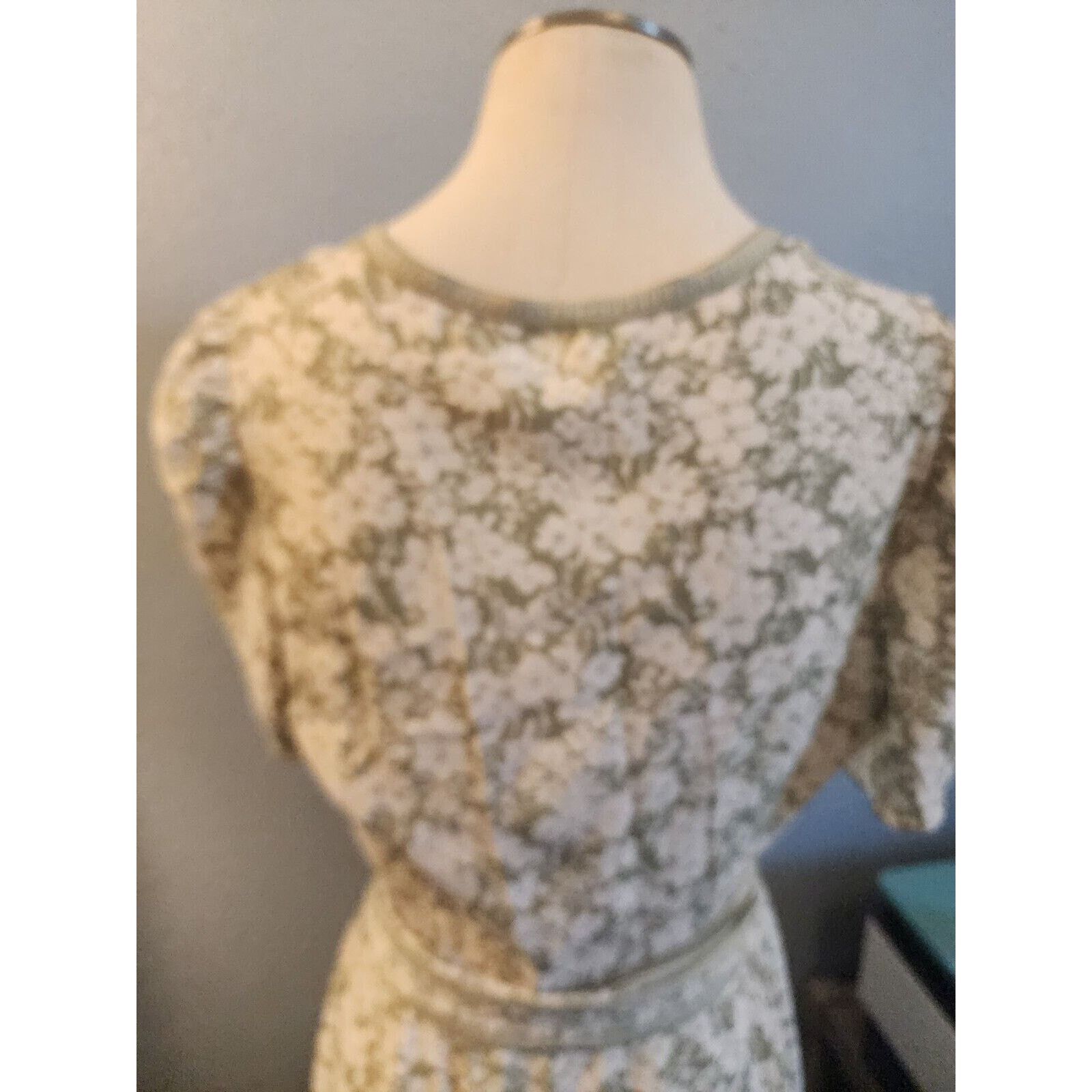 MAX&Co. NEW Max Studio Floral Boho Wrap Dress Large $138 MSRP Size L / US 10 / IT 46 - 6 Thumbnail