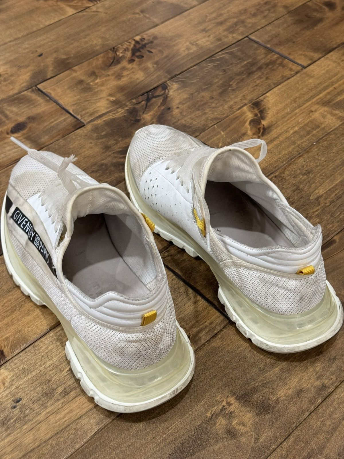 Givenchy Givenchy Spectre Runner sneaker Size US 10.5 / EU 43-44 - 3 Thumbnail