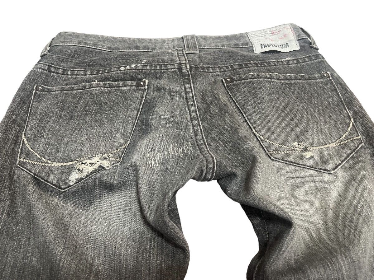 14th Addiction × FACTOTUM × Jean Factotum Japanese Distress jeans size 32 x 33 inches Size US 32 / EU 48 - 5 Thumbnail