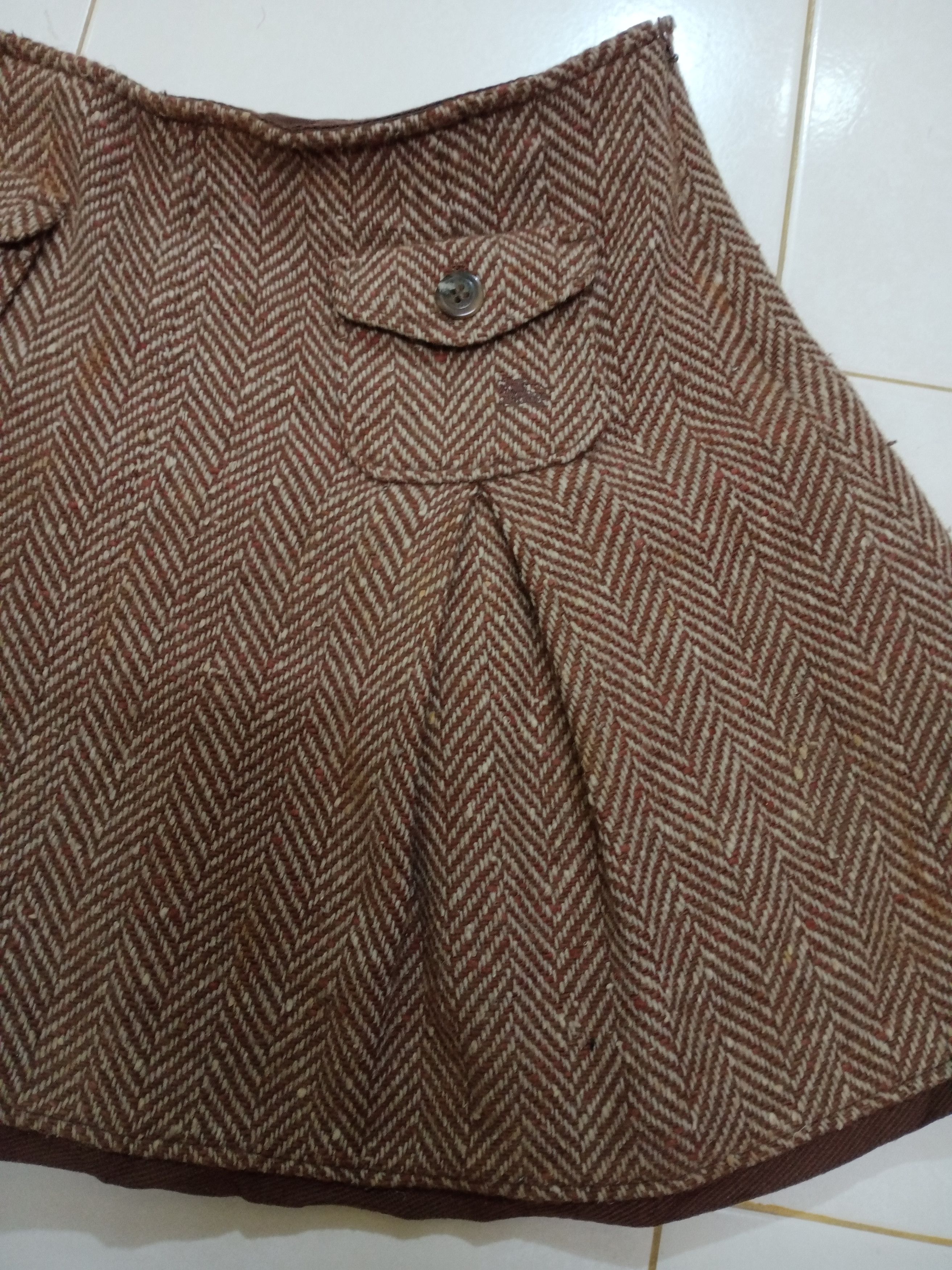 Burberry Rare Vintage Burberry London Blue Label Mini Skirt Size 27" / US 4 / IT 40 - 4 Thumbnail