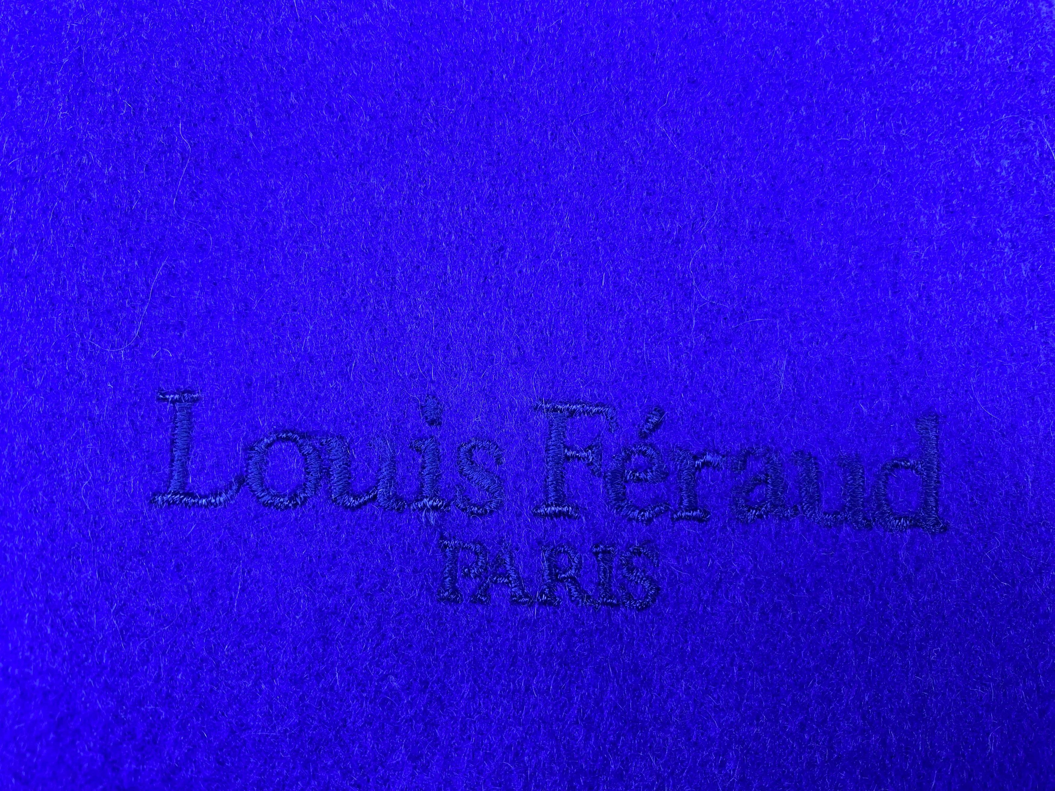 Louis Feraud × Vintage Louis Feraud Paris scarf Vintage Scarves Size ONE SIZE - 10 Thumbnail