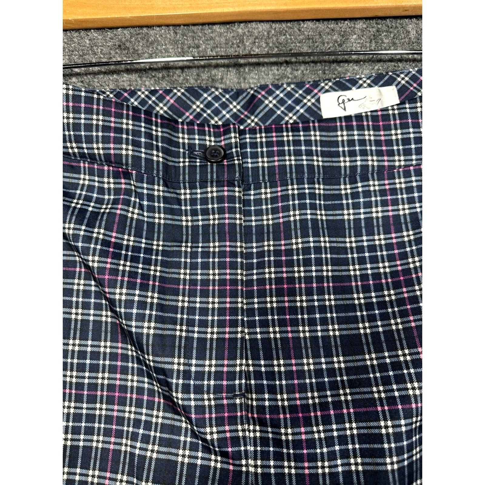 Vintage Greg Norman Shorts Womens 10 Blue Pink Plaid Bermuda Pockets Golf Shirt Size 32" / US 10 / IT 46 - 3 Thumbnail