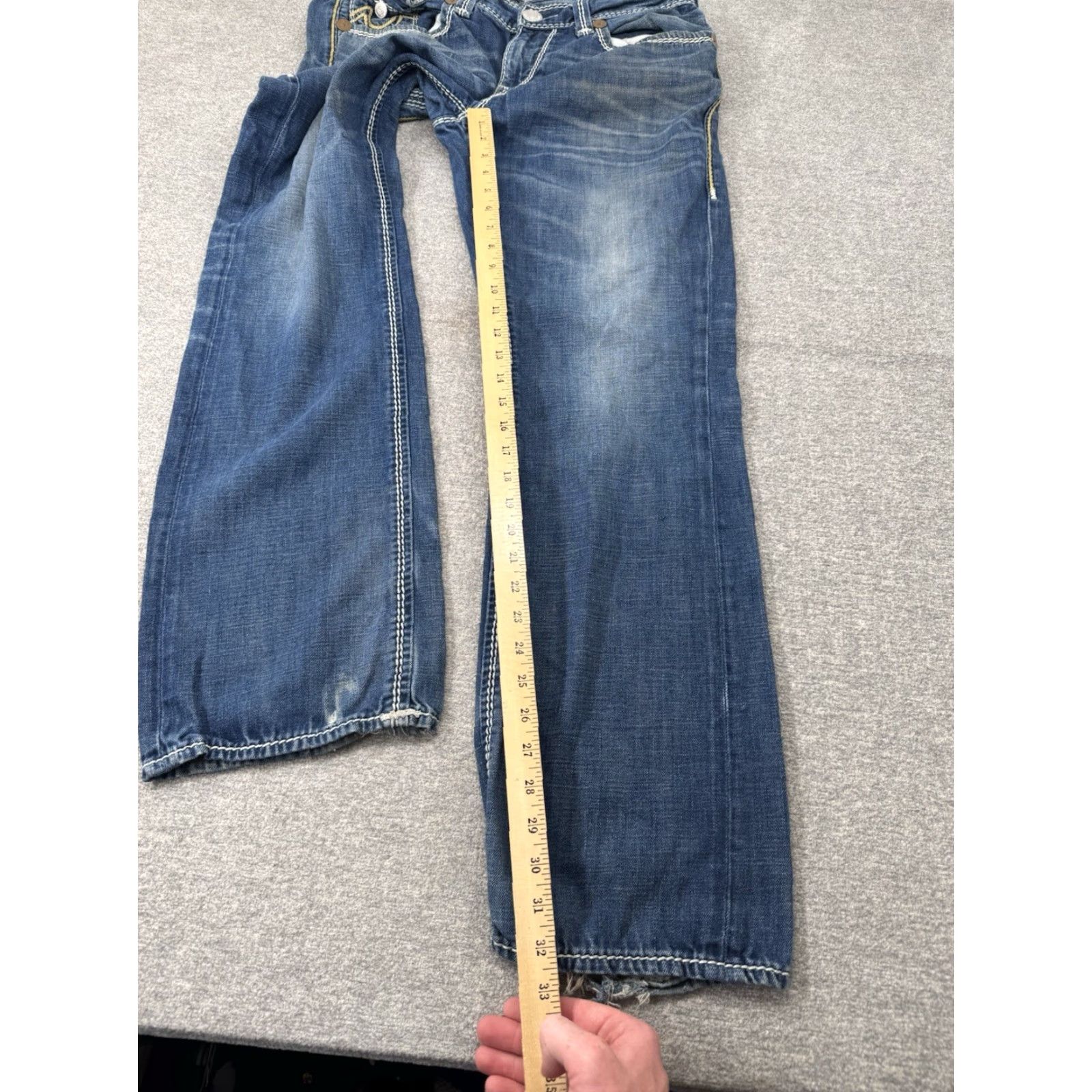 True Religion VINTAGE True Religion Ricky Big T Jeans Men 34x32 Distressed Horseshoe Pocket Denim Blue 34 Inseam Relaxed Straight mens Size US 34 / EU 50 - 3 Thumbnail