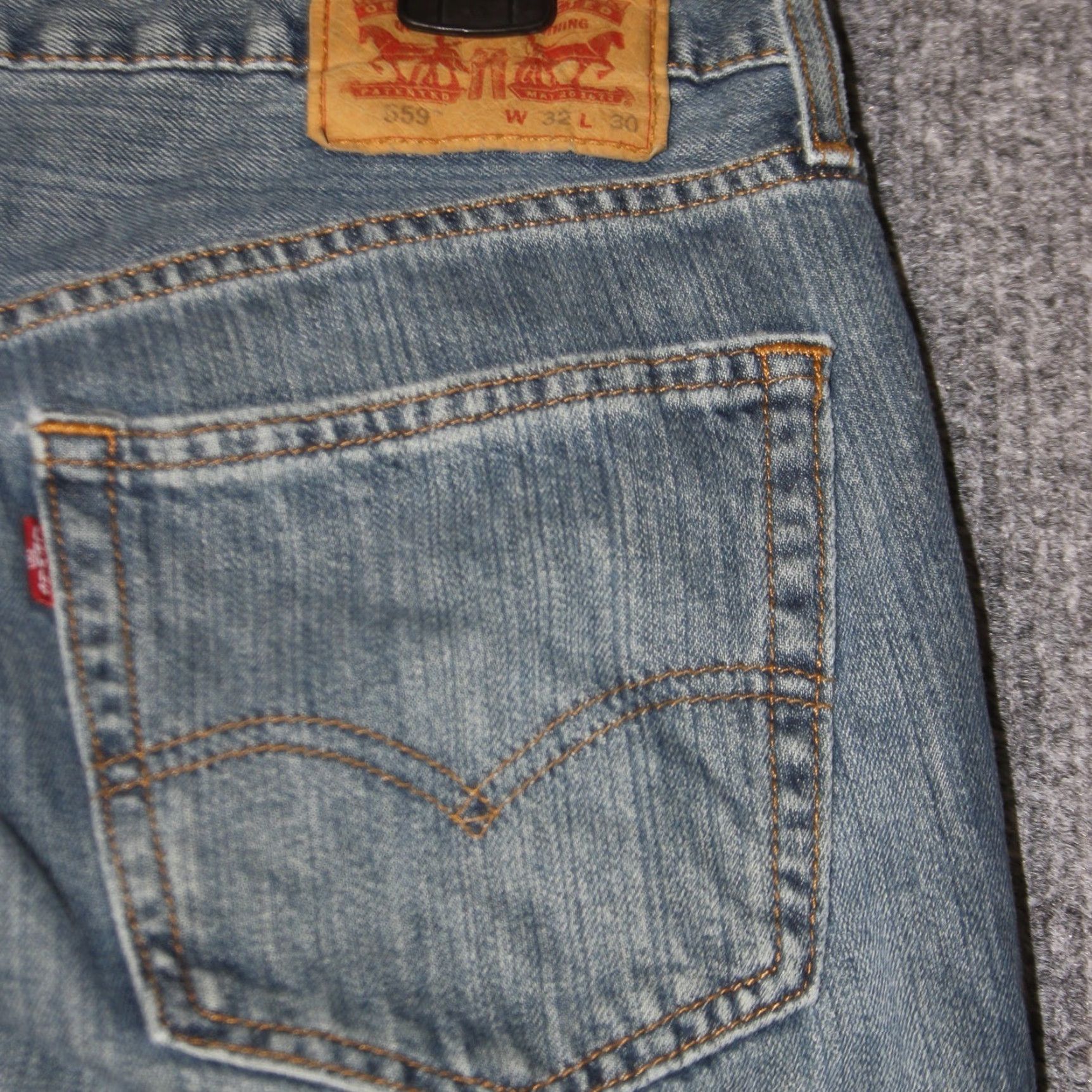 Levi's Levi's 559 Jeans Mens 32x30 Blue Medium Wash Denim Relaxed Straight 5-Pocket Denim Cotton Jeans Mens Size US 32 / EU 48 - 5 Thumbnail