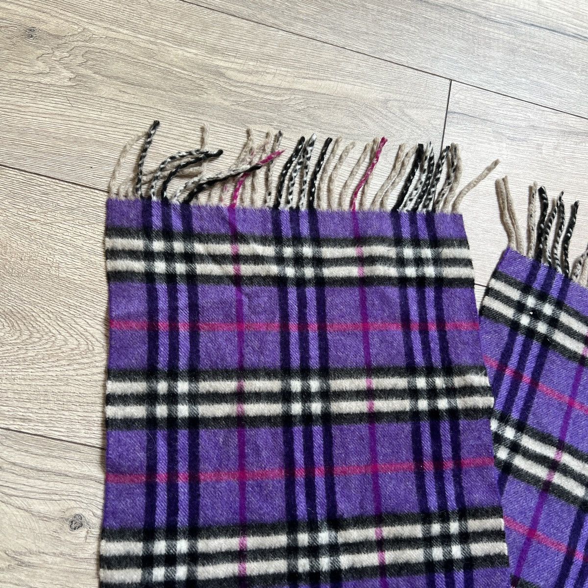 Burberry × Designer Vintage 90s Burberry Cashmere Scarf Nova Check Purple Size ONE SIZE - 8 Thumbnail