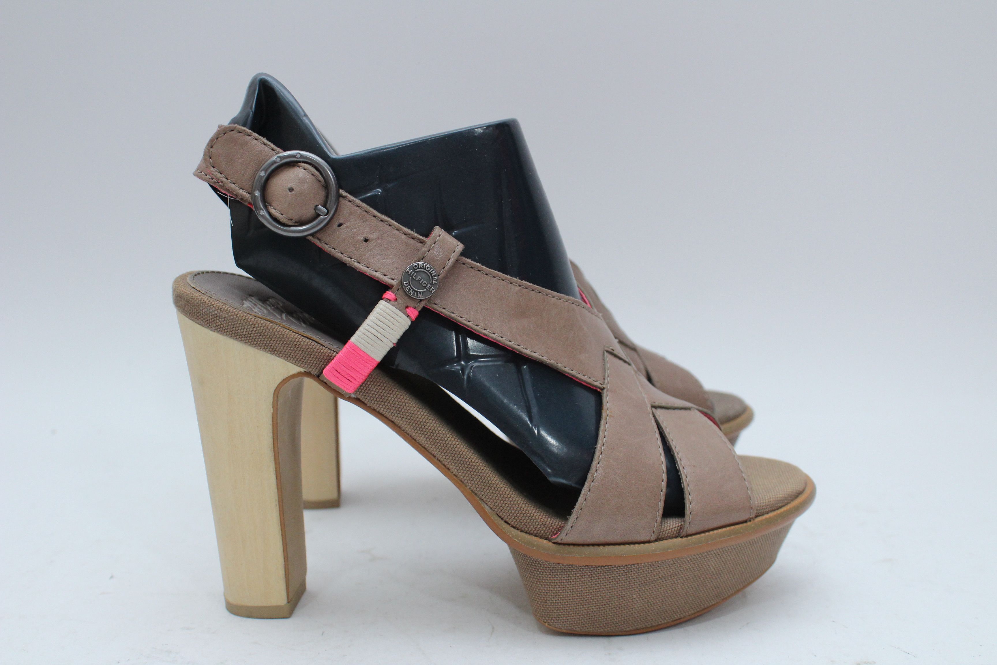 Tommy Hilfiger Tommy Hilfiger Sandals Hells Size 37 Authentic Vintage Size US 7 / IT 37 - 10 Thumbnail