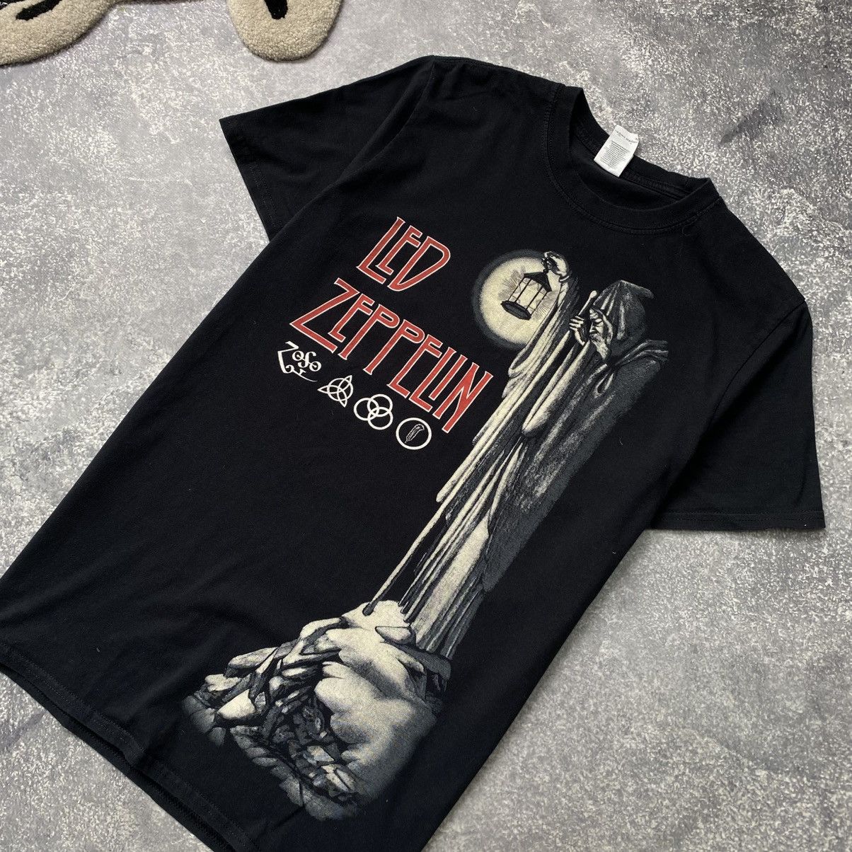 Band Tees Vintage Led Zeppelin Big Logo Rock Band black tee Size US M / EU 48-50 / 2 - 2 Thumbnail