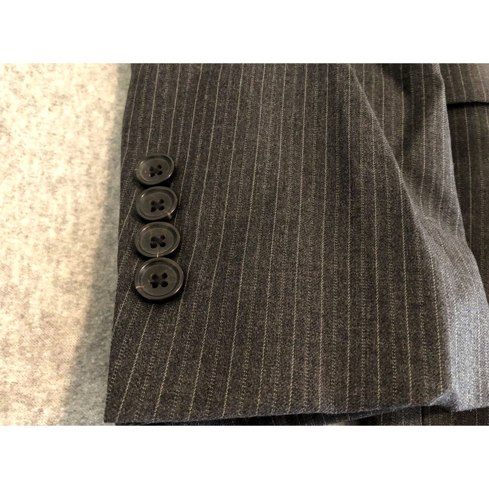 Brooks Brothers VINTAGE Brooks Brothers 1818 Fitzgerald Vitale Barberis Canonico Jacket Blazer Mens 42R Wool Gray Striped 2 Button Suit Coat/Coat Size 42R - 6 Thumbnail