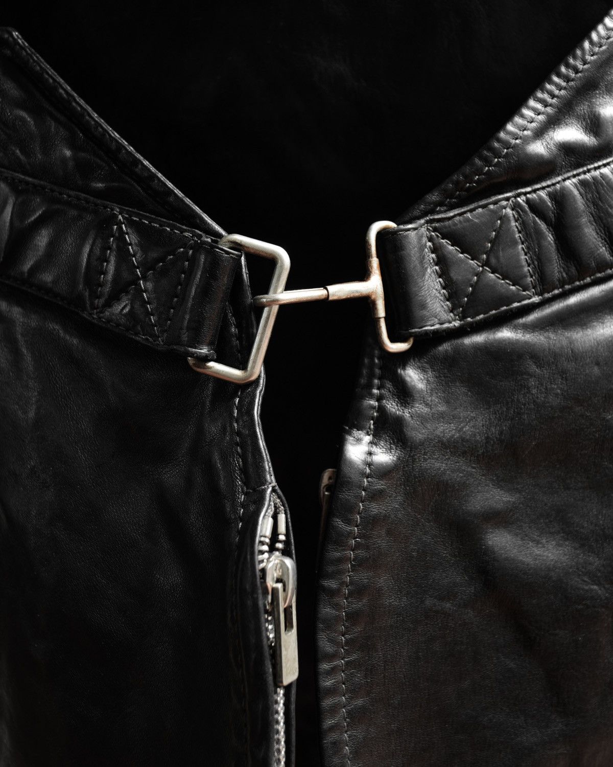 Carol Christian Poell Carol Christian Poell Leather Drip Vestbag AM/2373R Size US M / EU 48-50 / 2 - 3 Thumbnail