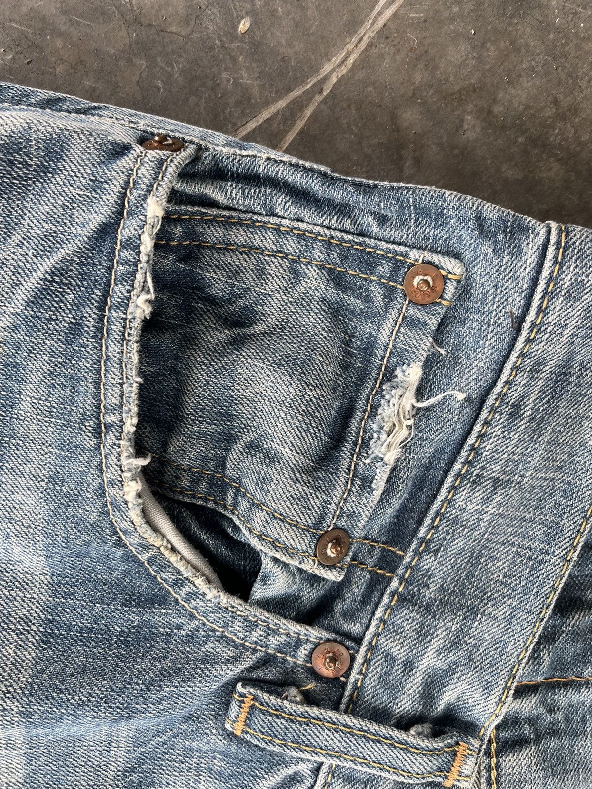 Hysteric Glamour × Levi's × Vintage Vintage Levis 502 Size US 32 / EU 48 - 18 Thumbnail
