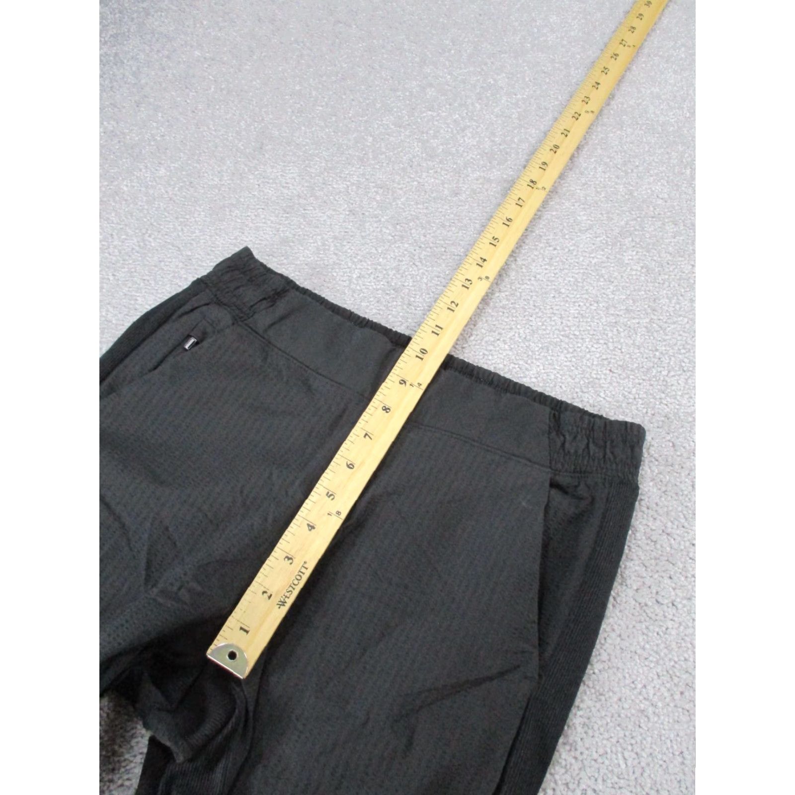 Athleta VINTAGE Athleta Textured Brookyln Joggers Womens 4 Black Lightweight Jogger Athletic Hiking Running Walking Athleisure Outdoor Sports Womens Size 27" / US 4 / IT 40 - 5 Thumbnail