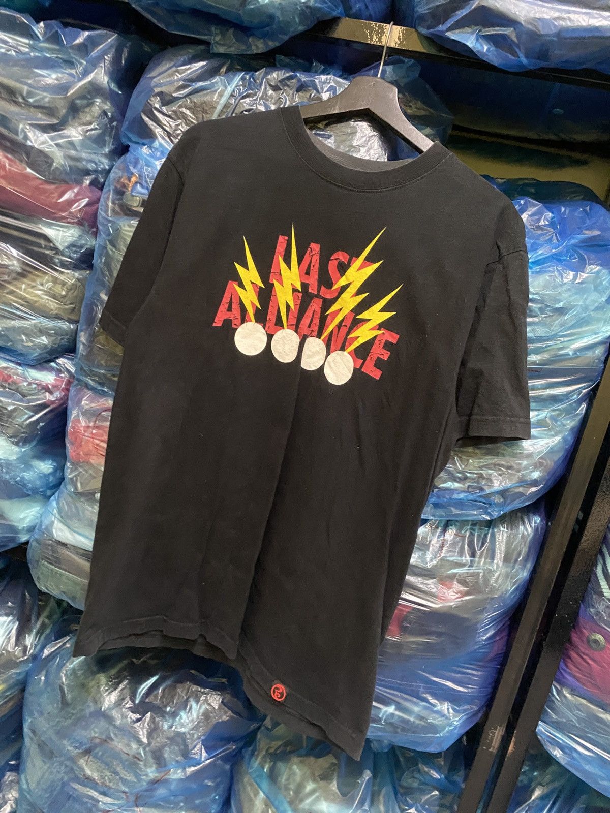 Band Tees VINTAGE Y2K LAST ALLIANCE JAPANESE BAND TEE ROCK TOUR 2004 Size US M / EU 48-50 / 2 - 2 Thumbnail