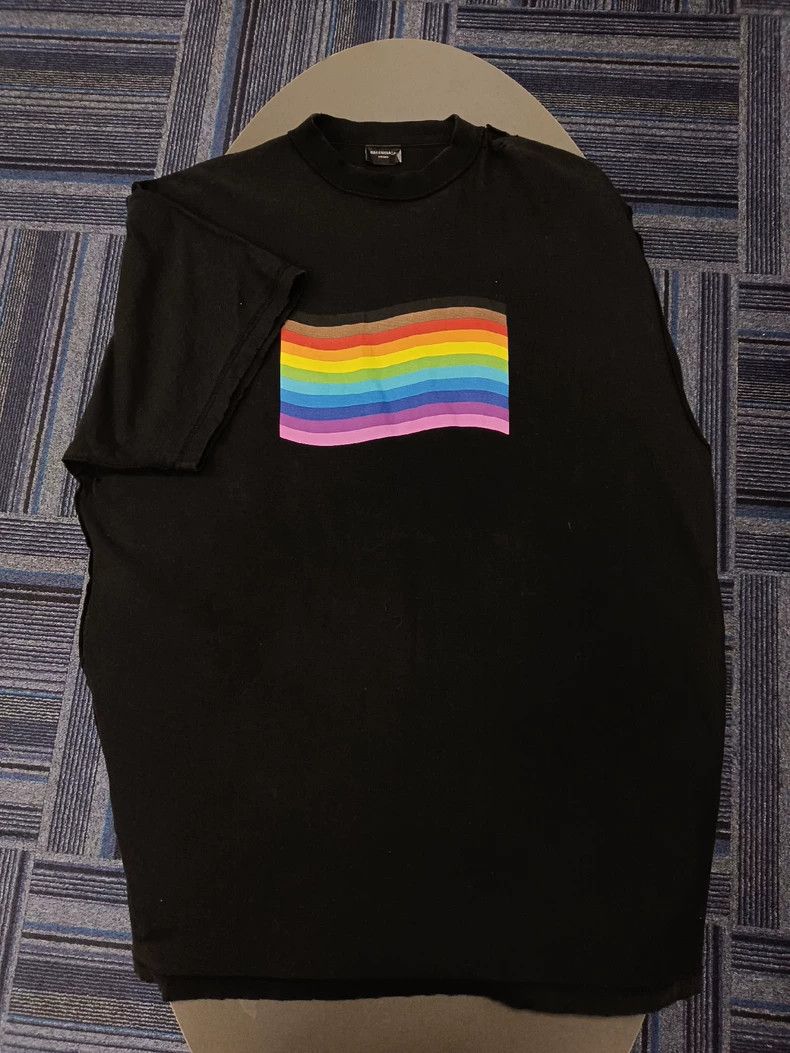 Balenciaga Balenciaga Rainbow print loose short sleeve T-shirt Size US L / EU 52-54 / 3 - 1 Thumbnail
