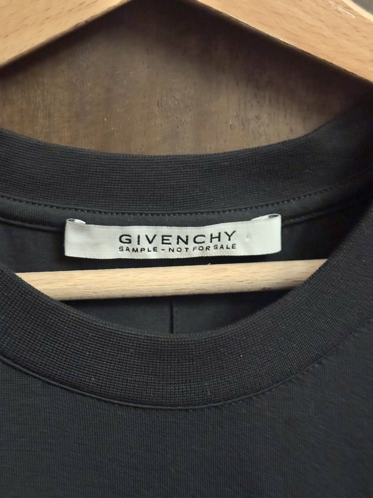 Givenchy givenchy riccardo tisci men crop top runway ss 2017 M Size US M / EU 48-50 / 2 - 4 Thumbnail