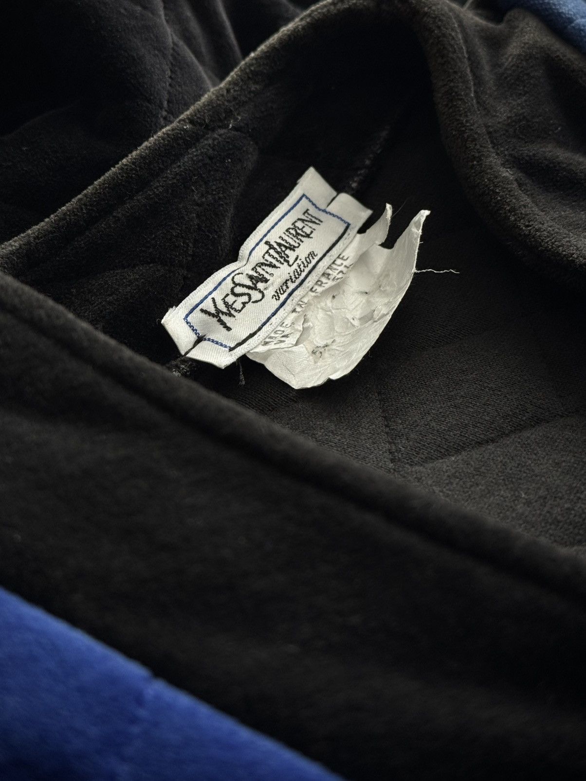 Yves Saint Laurent Vintage YSL Variation FW91 Quilted Velvet Jacket Size M / US 6-8 / IT 42-44 - 7 Thumbnail