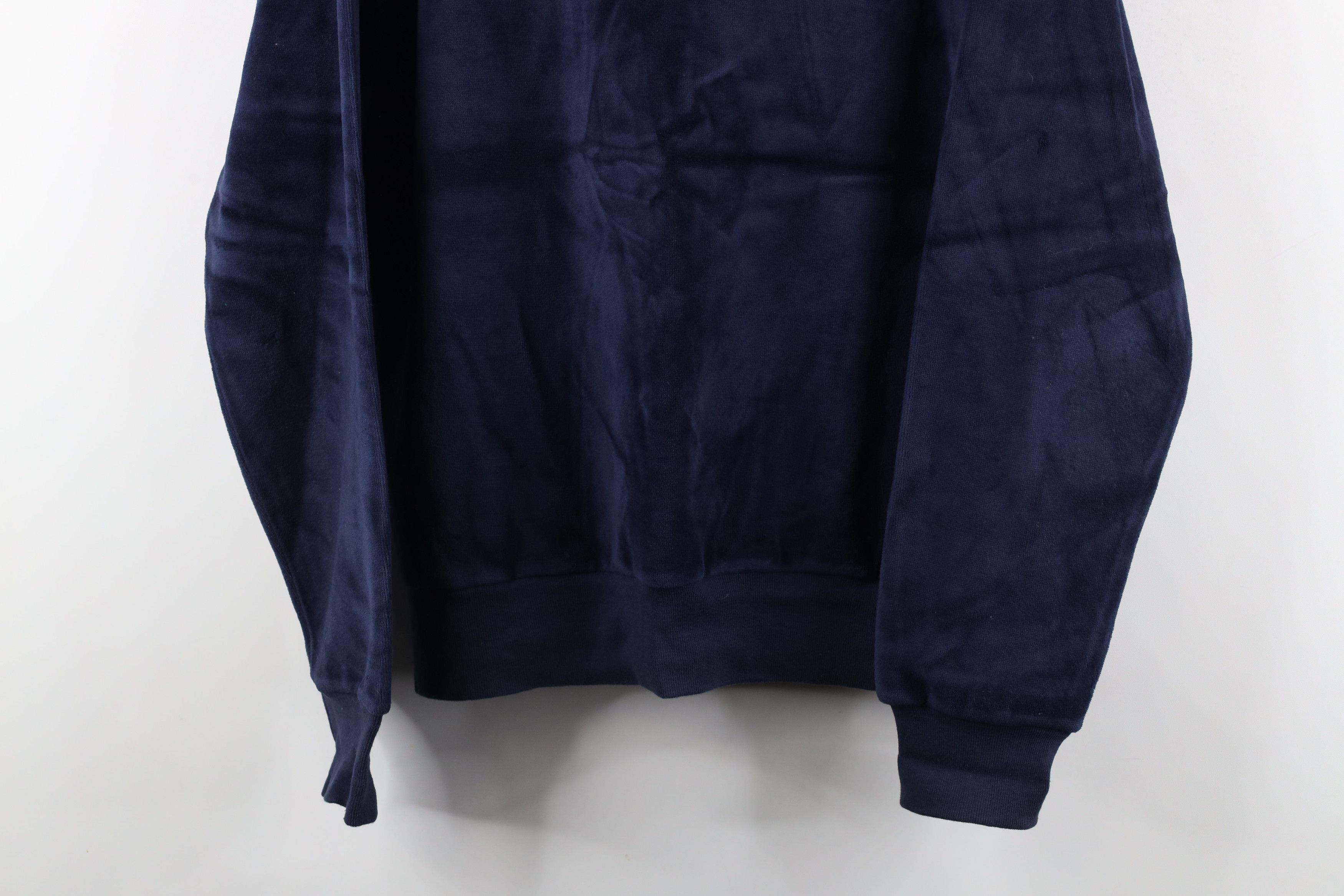 Vintage Vintage 70s Macys Velvet Velour V-Neck Sweater Navy Blue Size US L / EU 52-54 / 3 - 3 Thumbnail