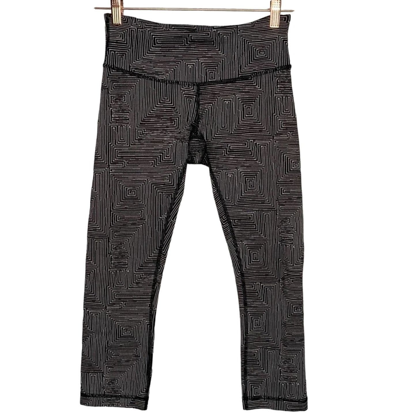 Lululemon Lululemon Wunder Under Crops Maze Jacquard Size 25" / US 0 / IT 36 - 5 Thumbnail