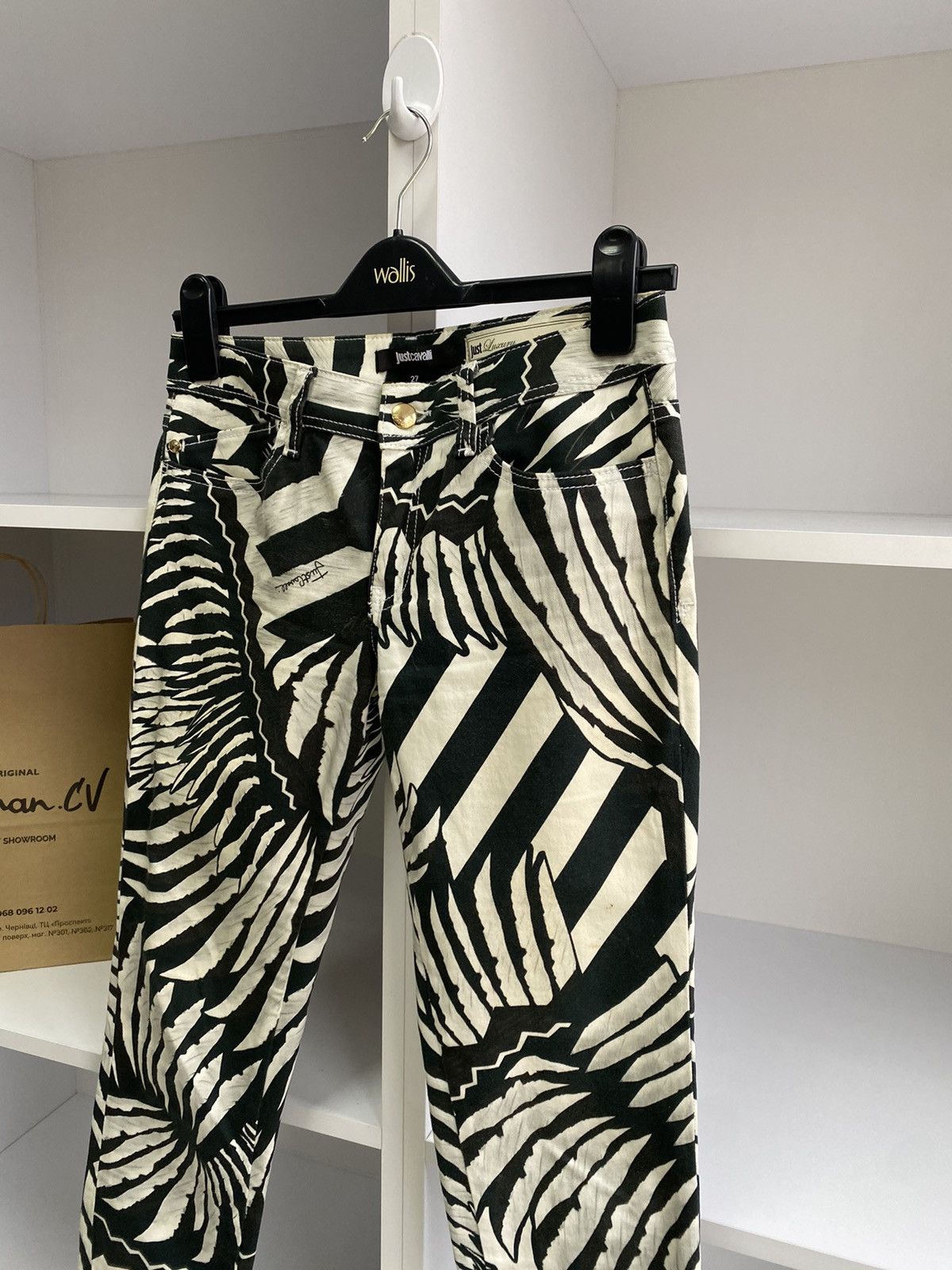 Just Cavalli × Vintage Vintage Just Cavalli Black/White Printed women’s pants Size 27" / US 4 / IT 40 - 8 Thumbnail
