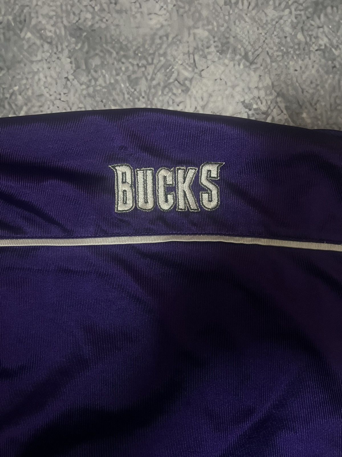 Nike VTG Nike Reversible Milwaukee Bucks Basketball Jersey Size US XL / EU 56 / 4 - 6 Thumbnail