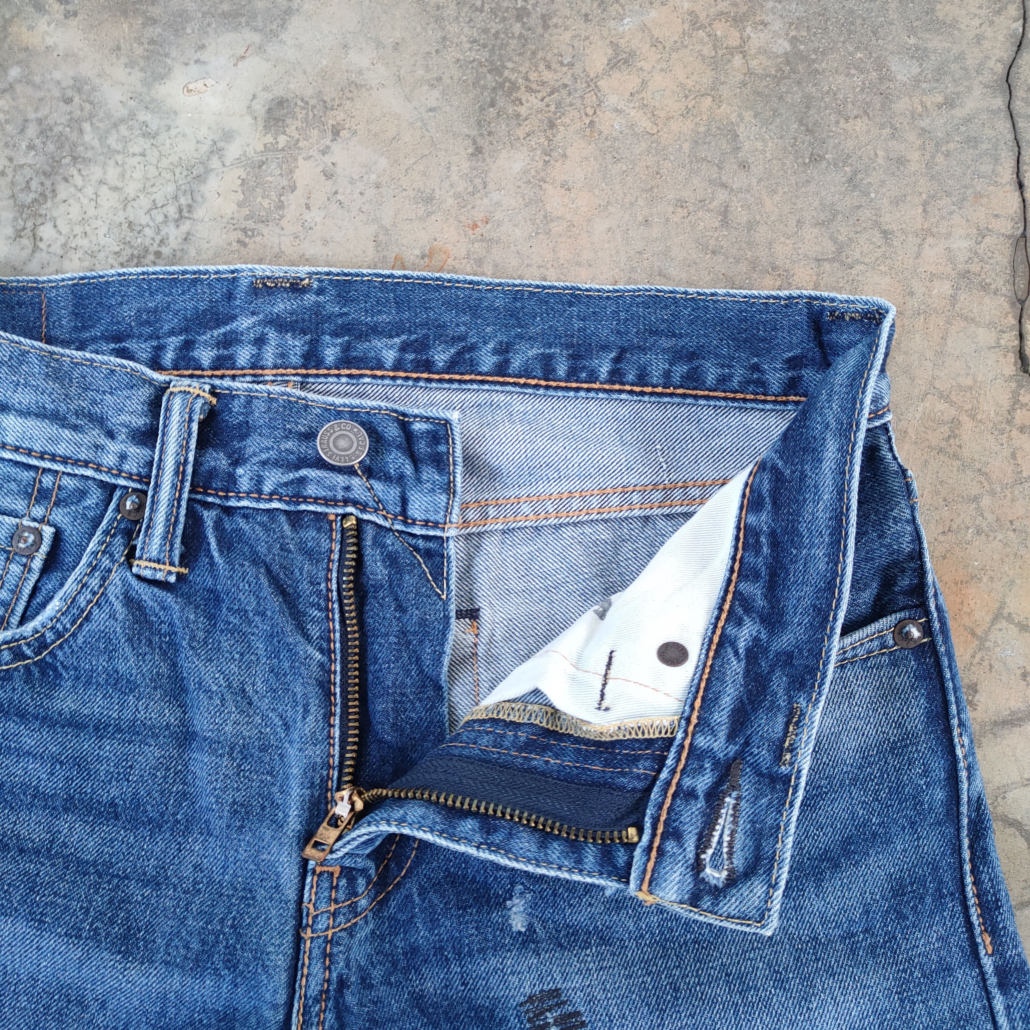 Levi's W30 VINTAGE LEVI'S 511 DISTRESSED JEANS DENIM PANTS Size US 30 / EU 46 - 8 Thumbnail