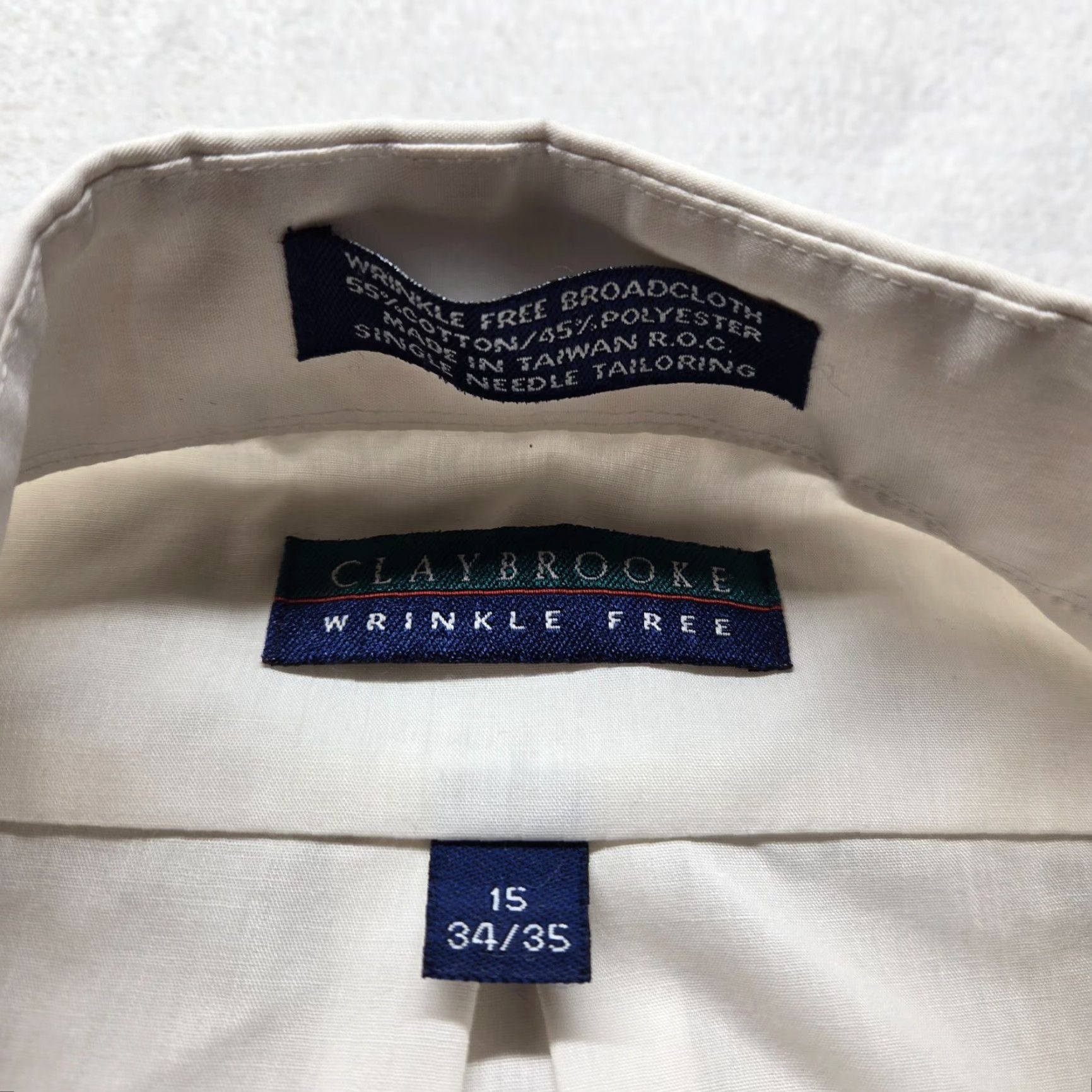 Vintage VINTAGE Claybrooke Shirt Mens Button-Down Long Sleeve White 15 32/35 Cotton Blend Pocket Casual Business Travel 90s Mens Size US M / EU 48-50 / 2 - 3 Thumbnail