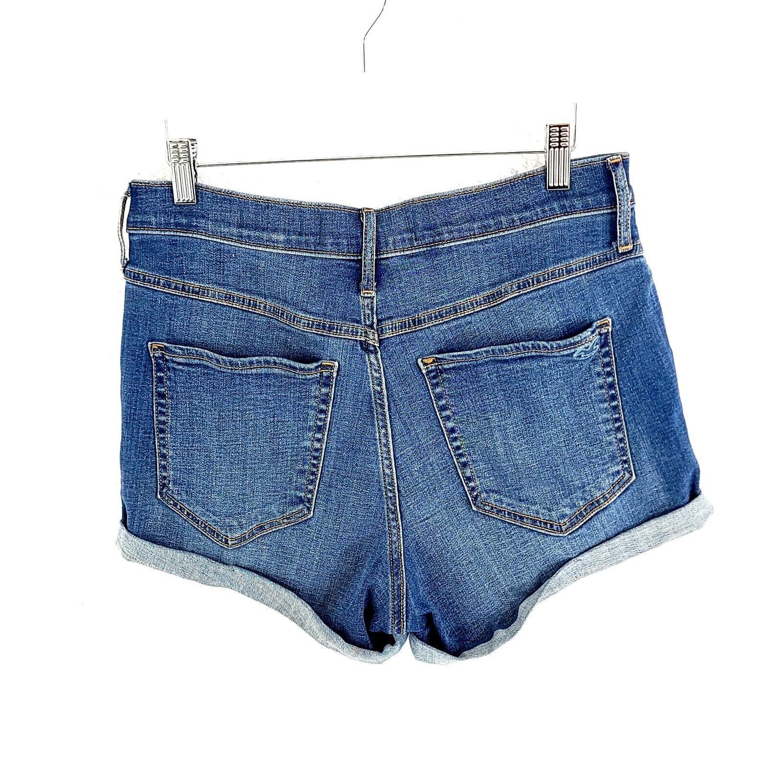 Hollister Hollister High Rise Short Advanced Stretch Denim Distressed Size 30" / US 8 / IT 44 - 6 Thumbnail