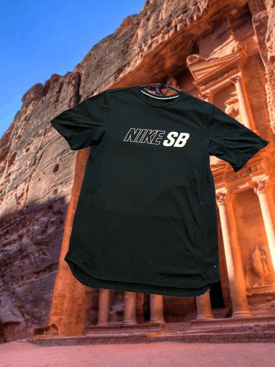 Nike SB Vintage black T-Shirt big logo Nike SB size S Y2K Size US S / EU 44-46 / 1 - 1 Thumbnail