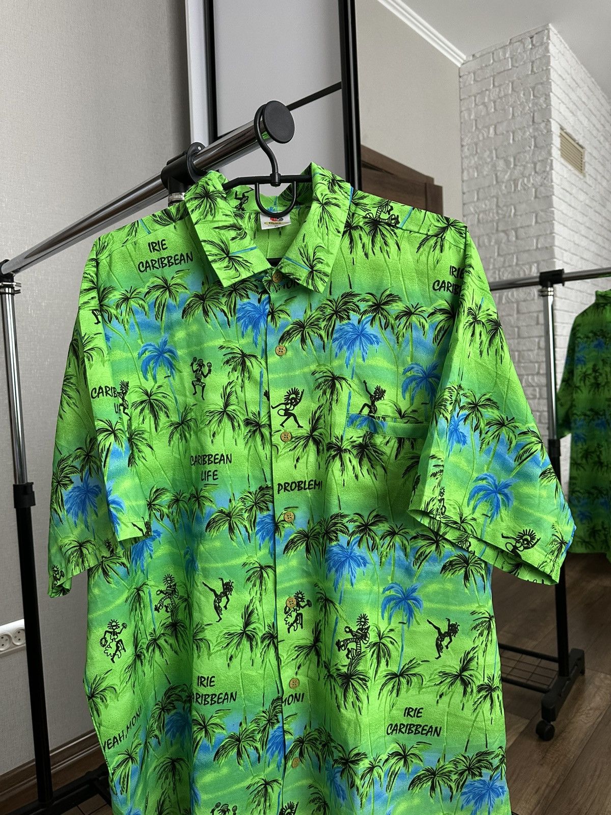 Vintage Hawaiian Shirt Vintage Button Up USA Size US L / EU 52-54 / 3 - 5 Thumbnail