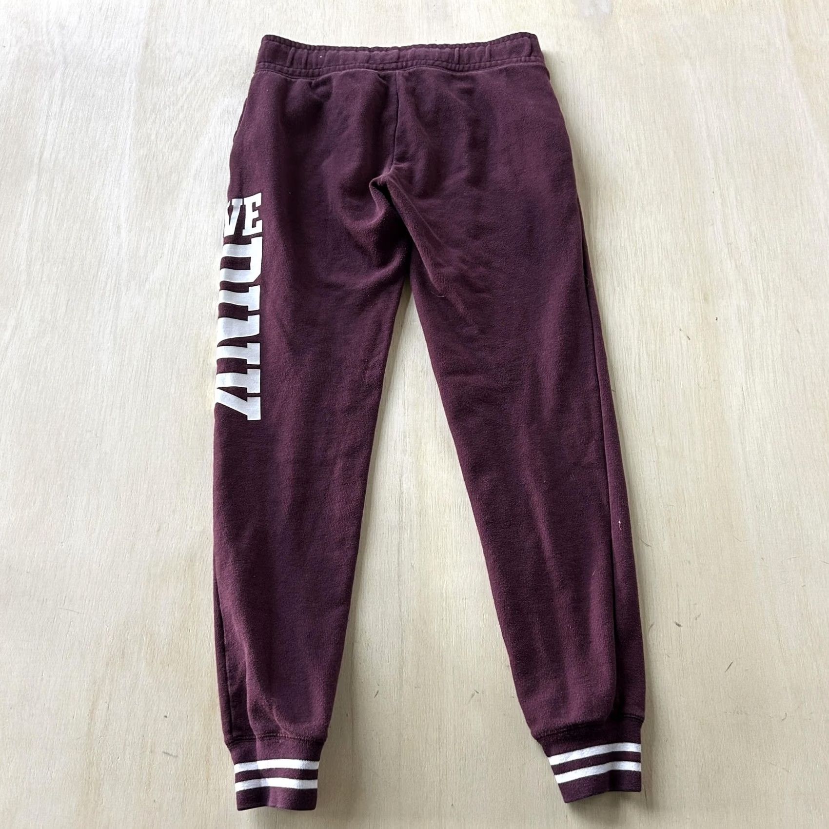 Vintage PINK Victoria's Secret Sweatpants Womens XS Red Fleece Joggers Love Pink Lounge Pants Adult XS Red Athleisure Casual Womens Size 26" / US 2 / IT 38 - 4 Thumbnail