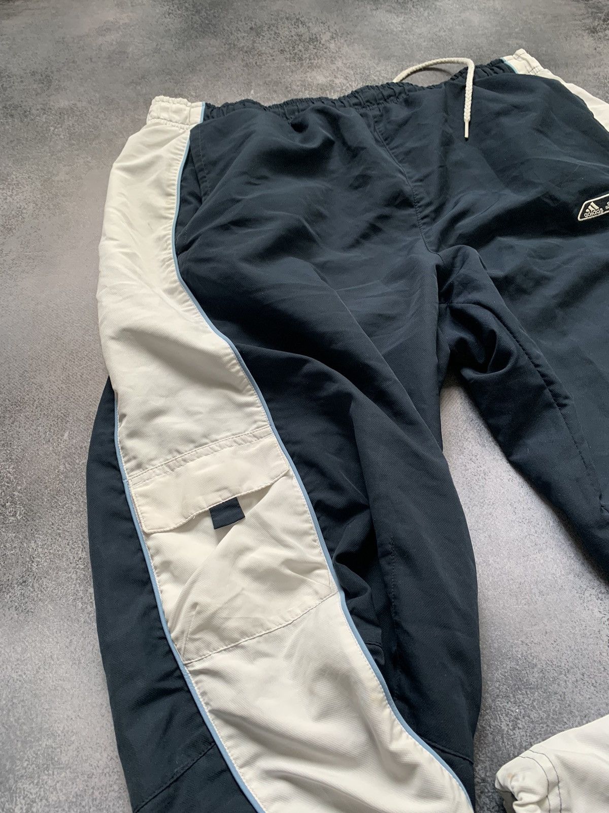 Adidas × Vintage 🔷Vintage Adidas Track Pants Nylon Drill Y2K Style🔷 Size US 34 / EU 50 - 4 Thumbnail