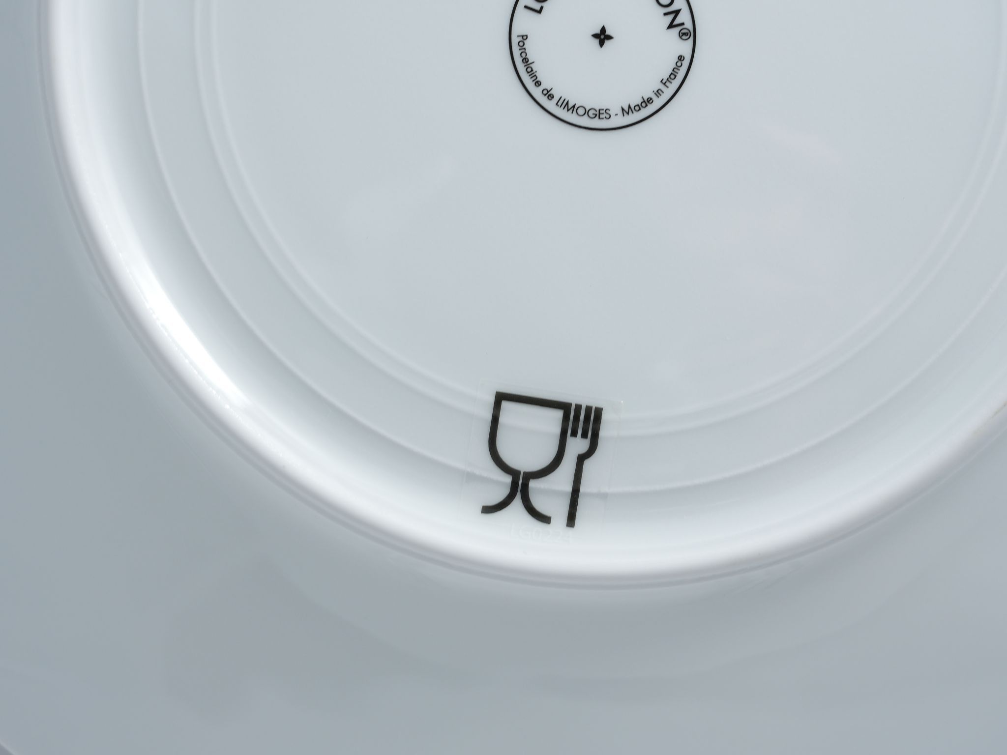 Louis Vuitton Louis Vuitton Dinner Plate 27 cm porcelain Monogram flower Size ONE SIZE - 11 Thumbnail