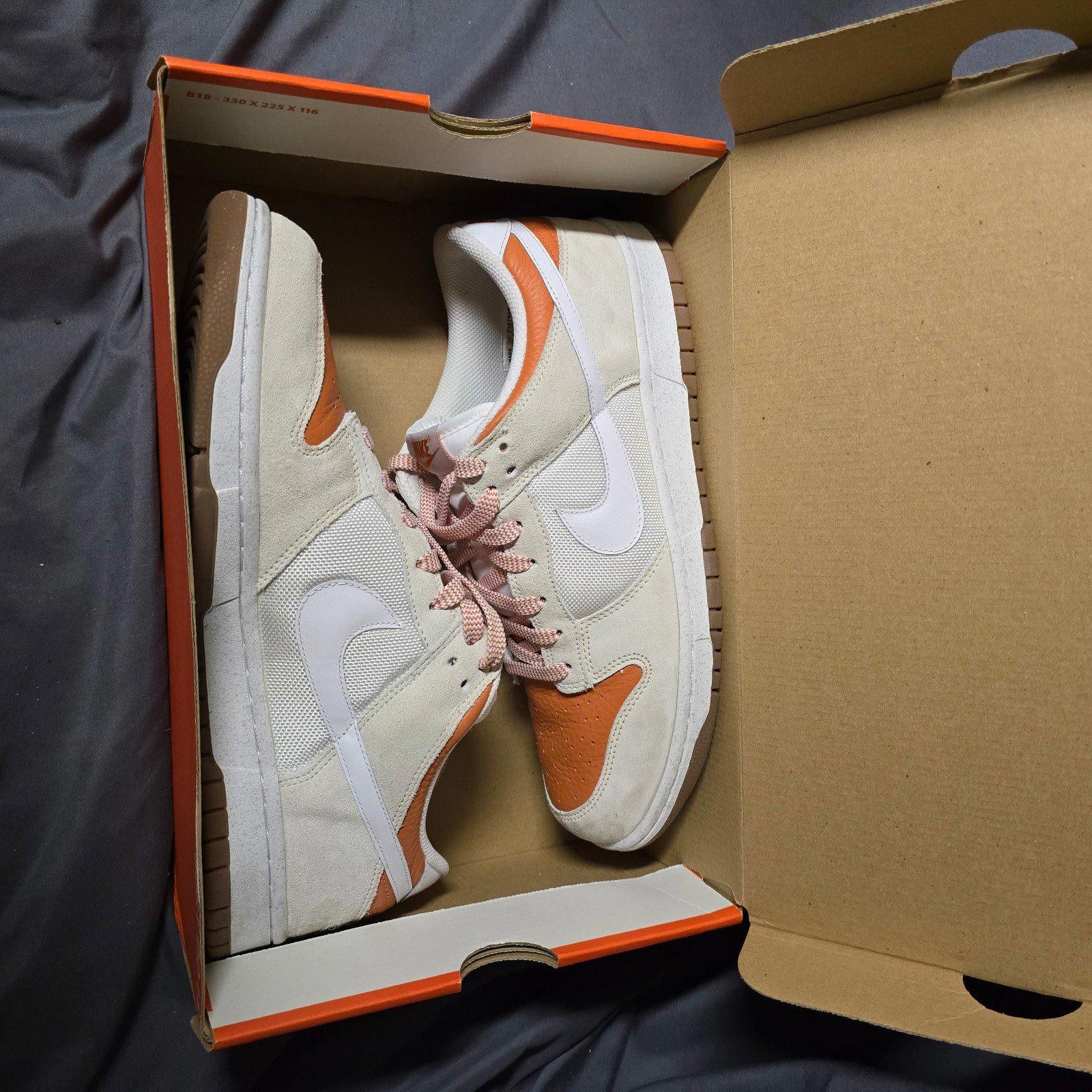 Nike Nike Dunk Low Cl Sz 11 White Orange 318020 111 2007 W Box Size US 11 / EU 44 - 7 Thumbnail
