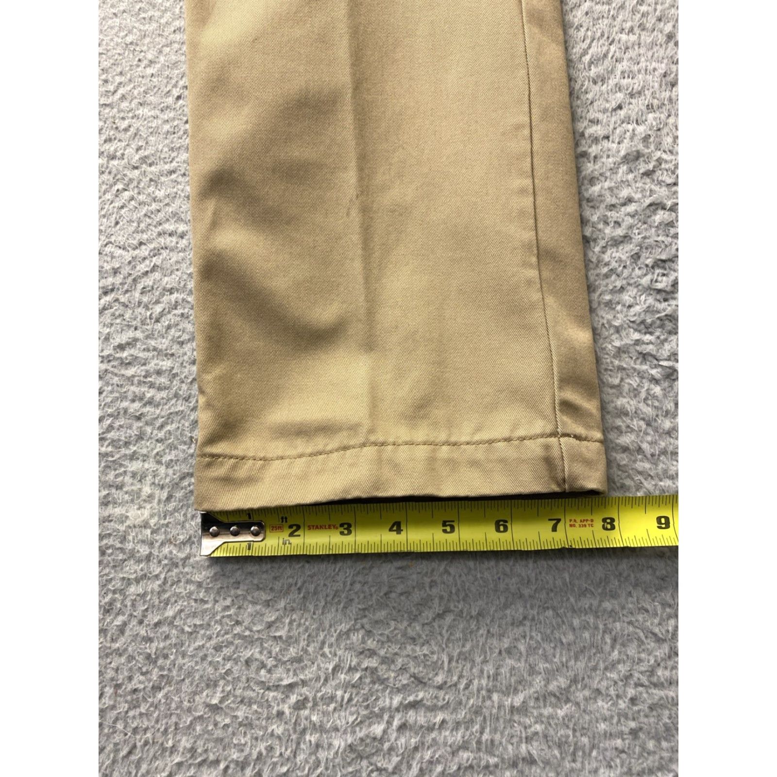 Izod IZOD Chino Pants Men 34x30 Khaki Straight Flat Front Casual Solid /0408 Size US 34 / EU 50 - 5 Thumbnail