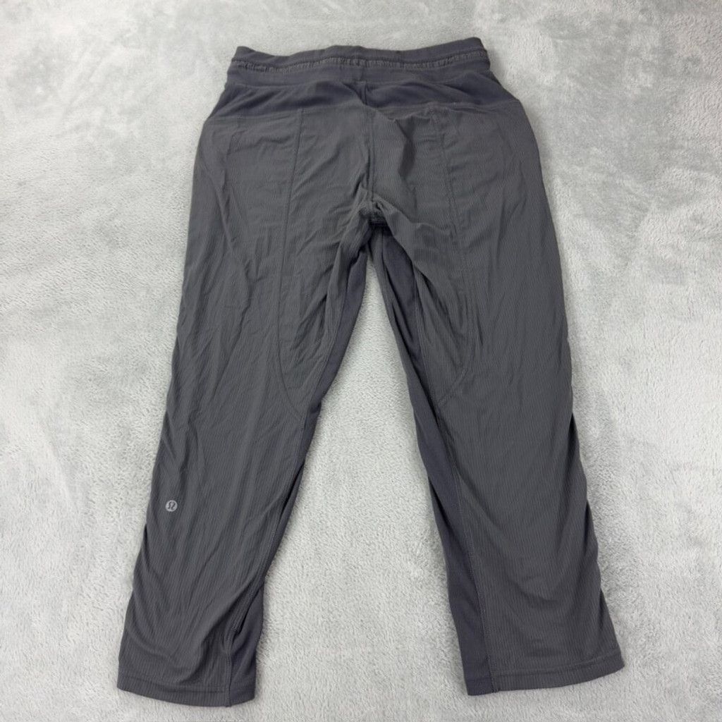 Lululemon Lululemon Women’s Size 8 Dance Studio Crop 25” Size 30" / US 8 / IT 44 - 4 Thumbnail